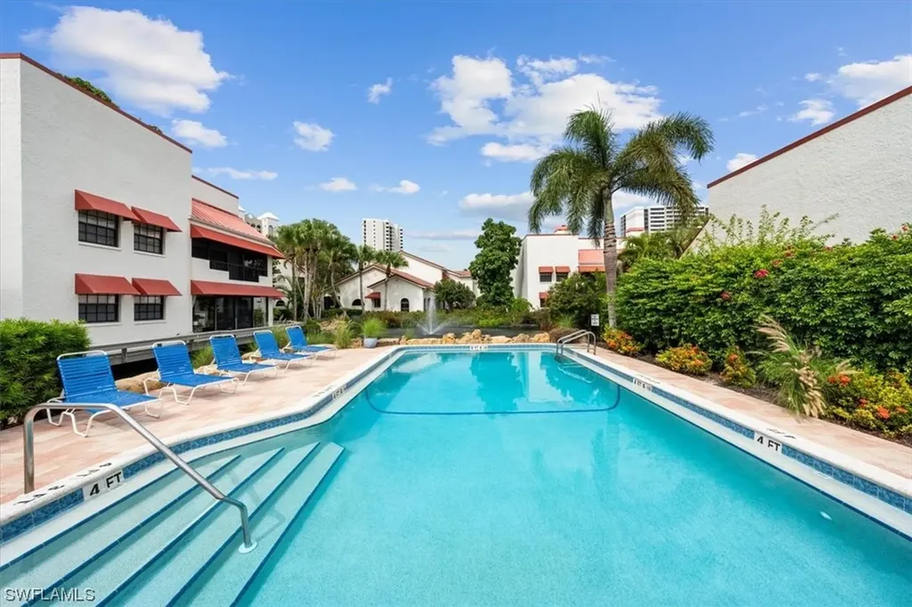 515 Serendipity Drive Naples FL 34108