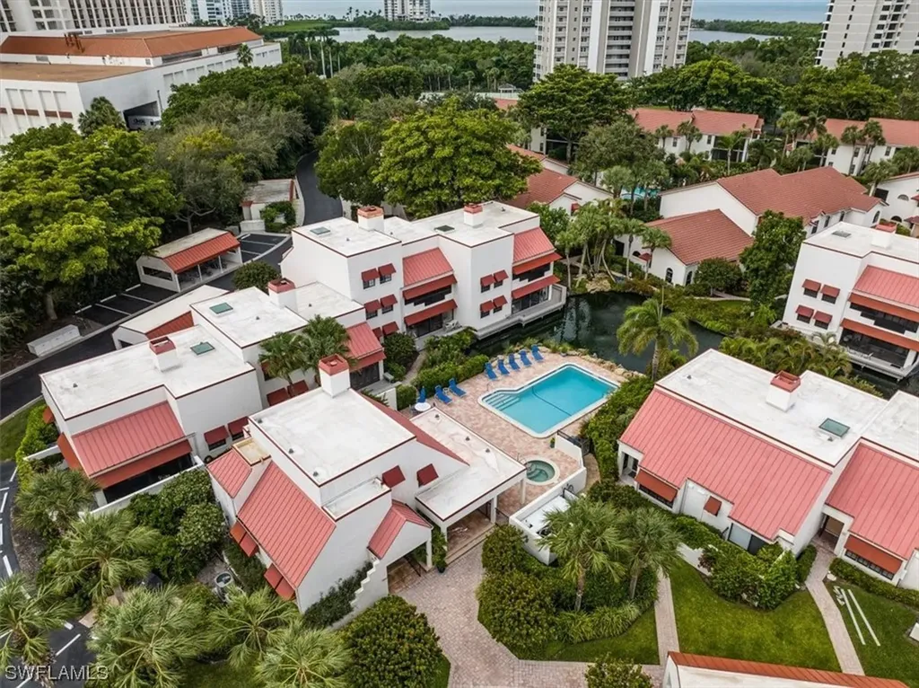 515 Serendipity Drive Naples FL 34108