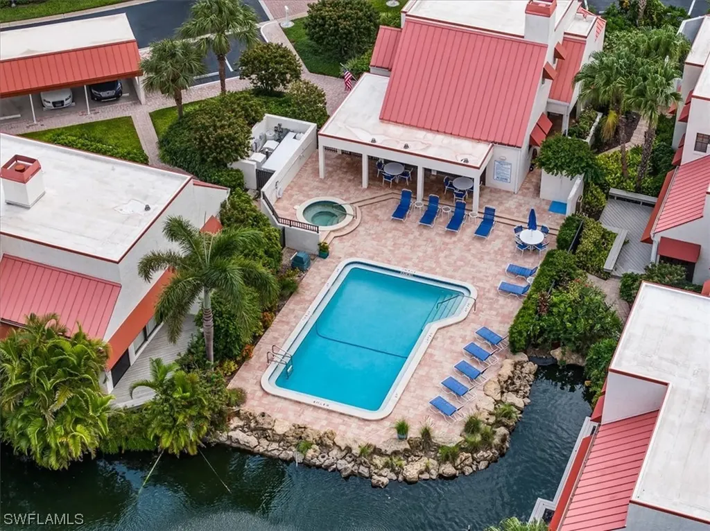 515 Serendipity Drive Naples FL 34108