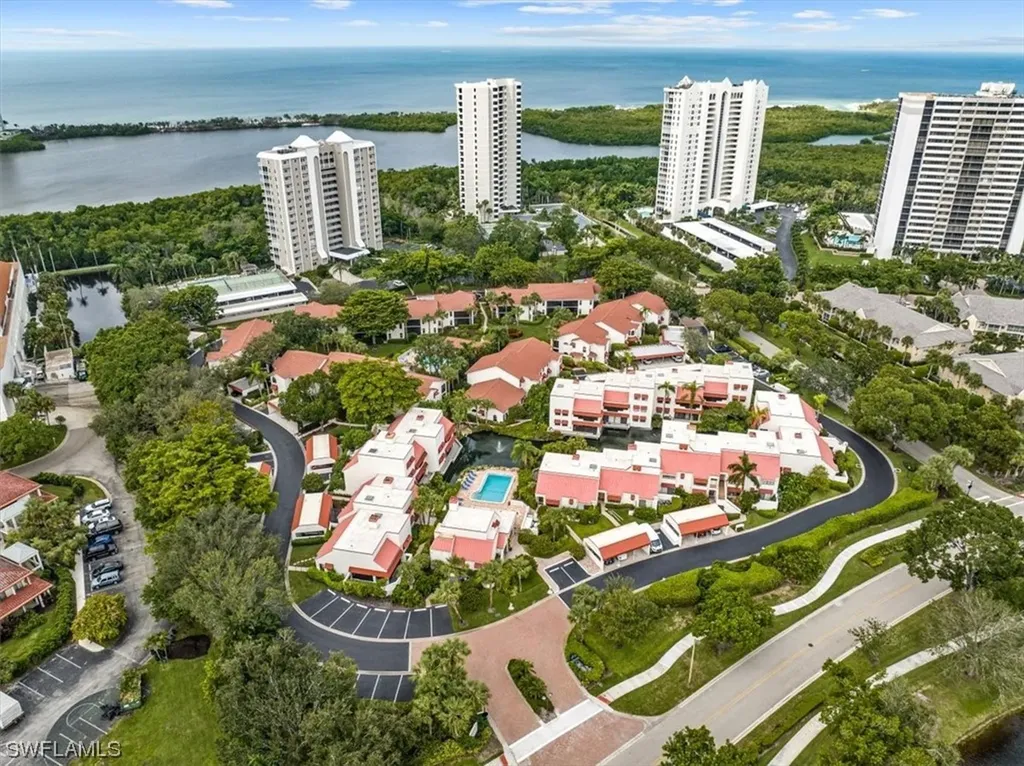 515 Serendipity Drive Naples FL 34108