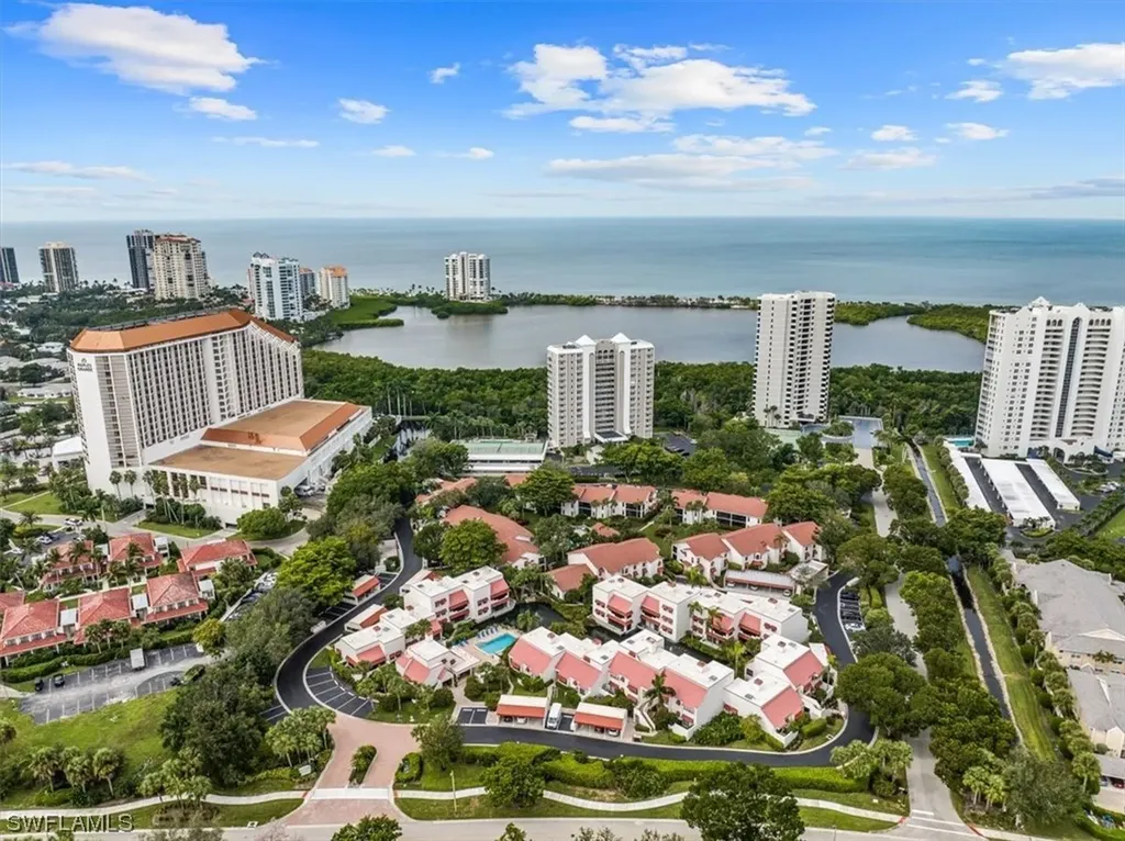 515 Serendipity Drive Naples FL 34108