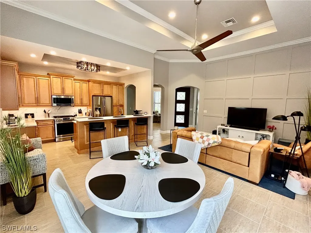 7916 Cordoba Place Naples FL 34113