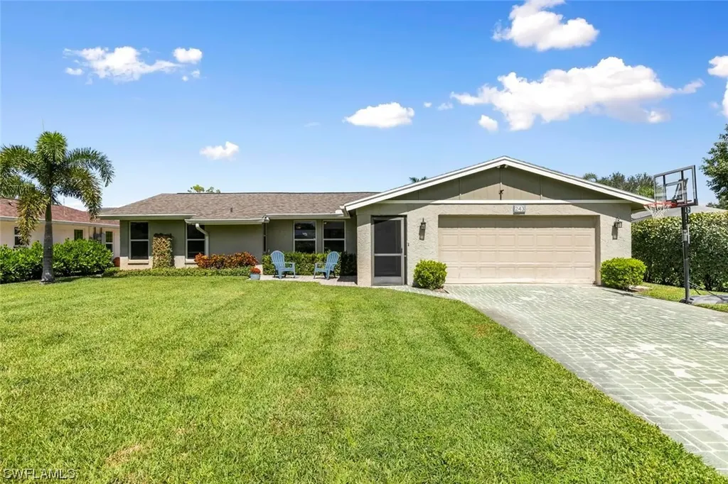 Naples FL, 243 Willowick Drive