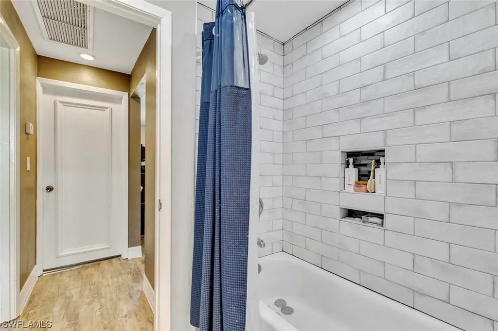 243 Willowick Drive Naples FL 34110