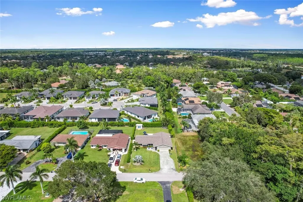 243 Willowick Drive Naples FL 34110