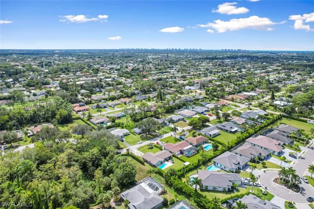 243 Willowick Drive Naples FL 34110