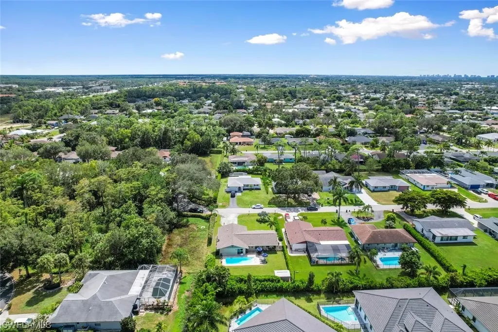 243 Willowick Drive Naples FL 34110