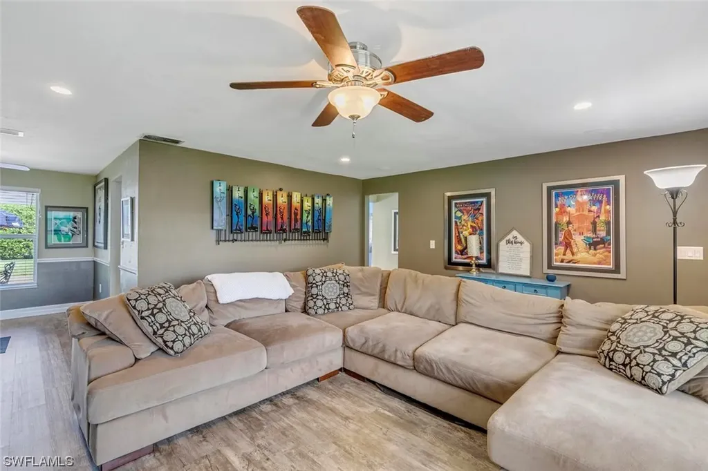243 Willowick Drive Naples FL 34110