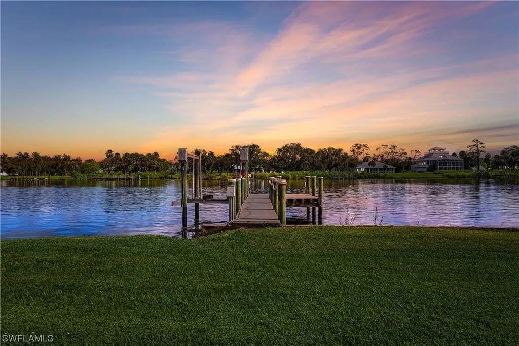2221 Herzog Road Alva FL 33920