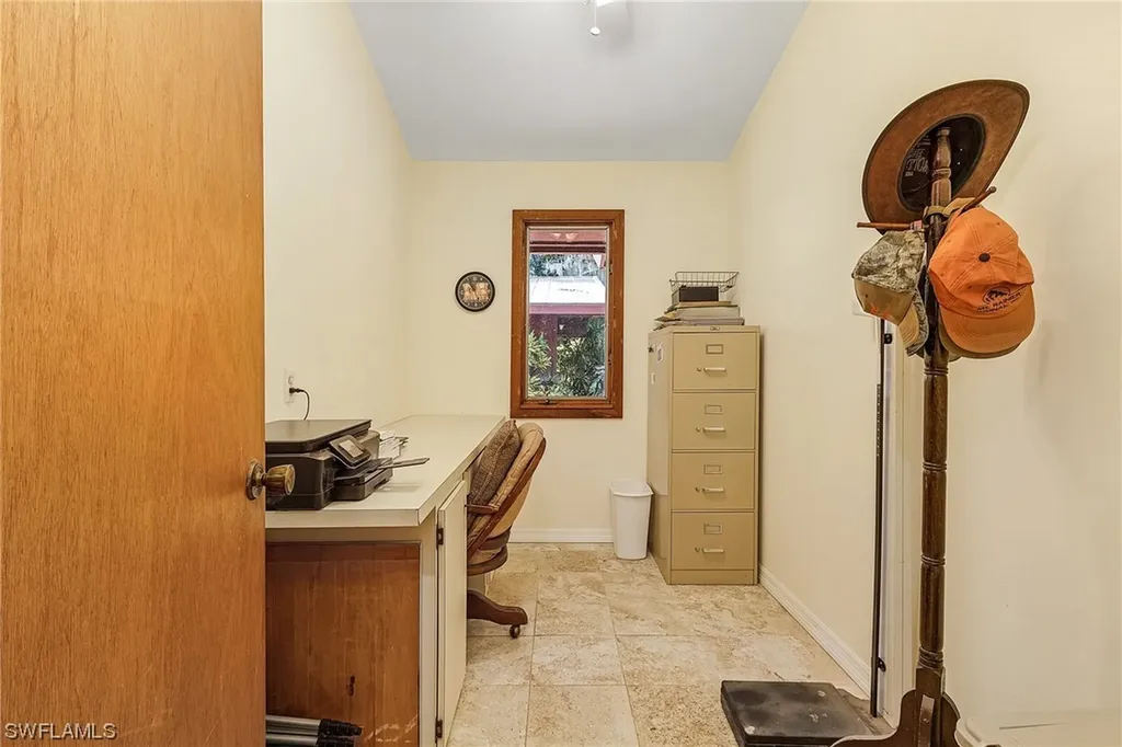2221 Herzog Road Alva FL 33920