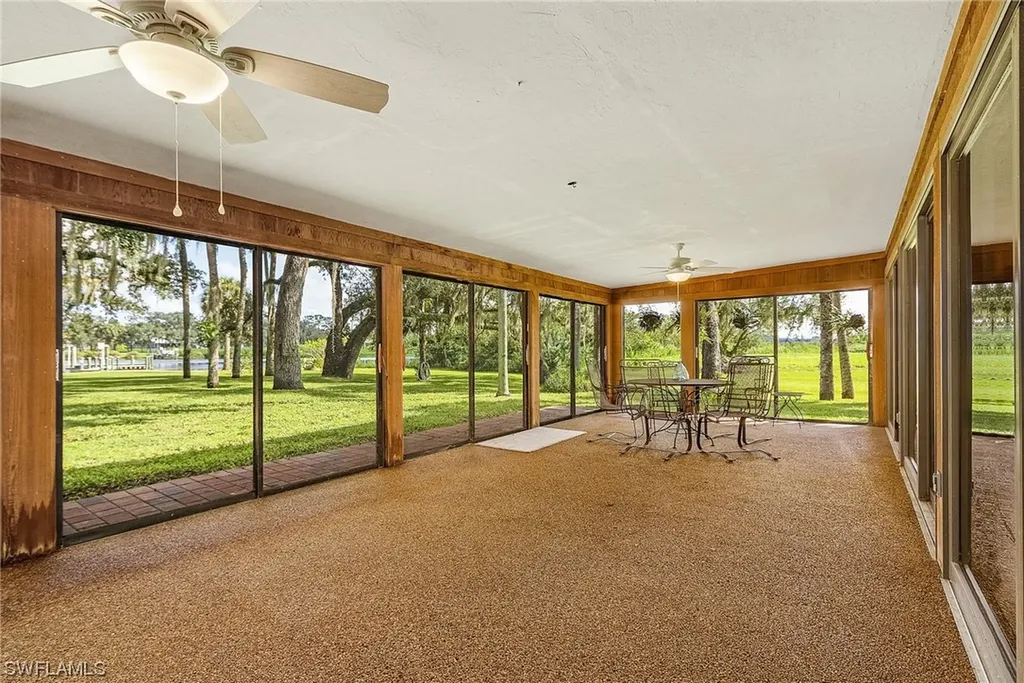 2221 Herzog Road Alva FL 33920