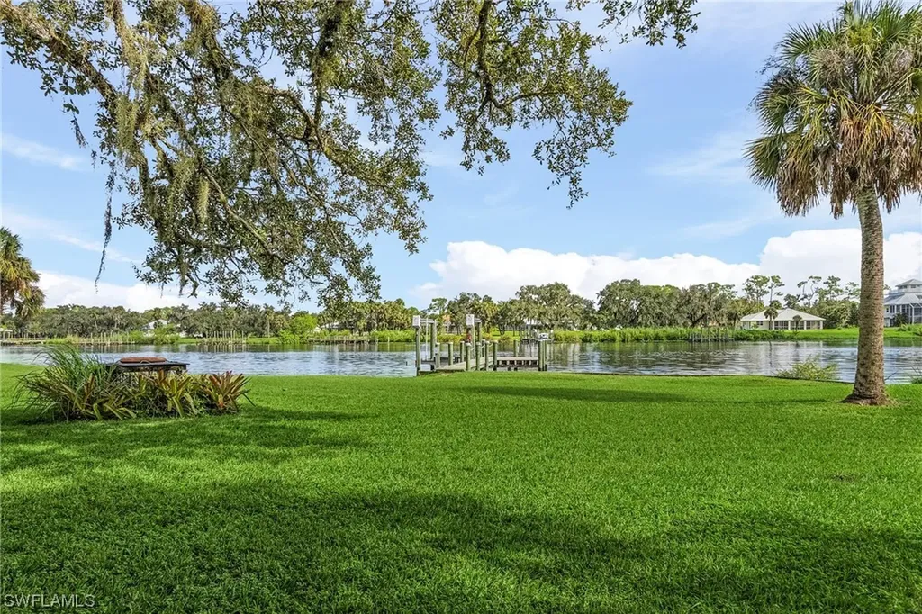 2221 Herzog Road Alva FL 33920