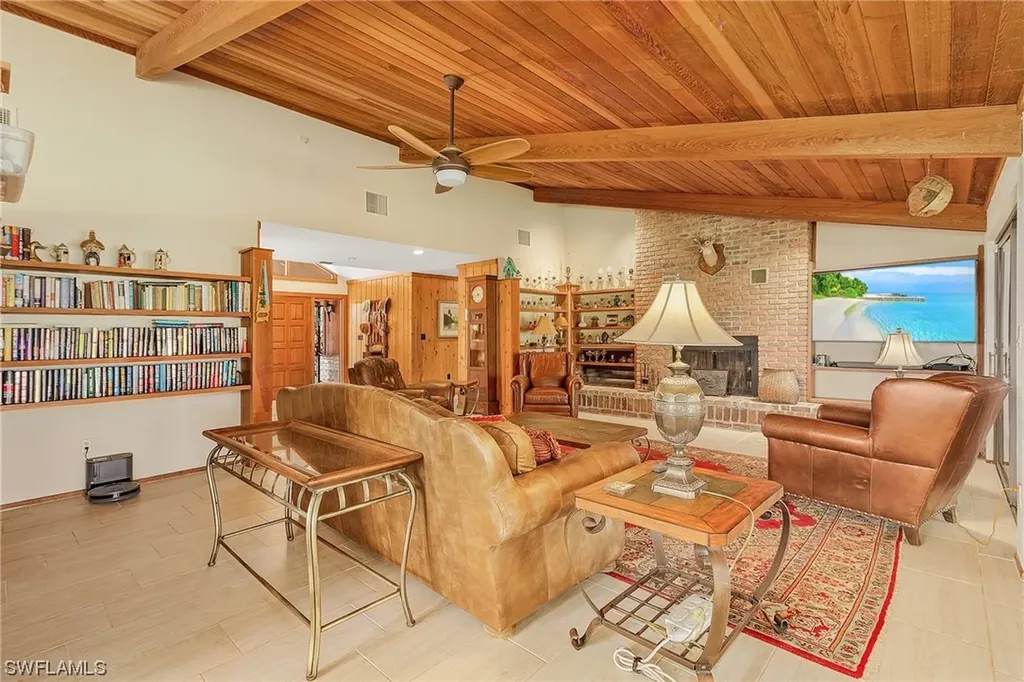 2221 Herzog Road Alva FL 33920