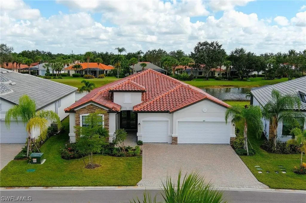 Fort Myers FL, 11113 Shady Lake Run