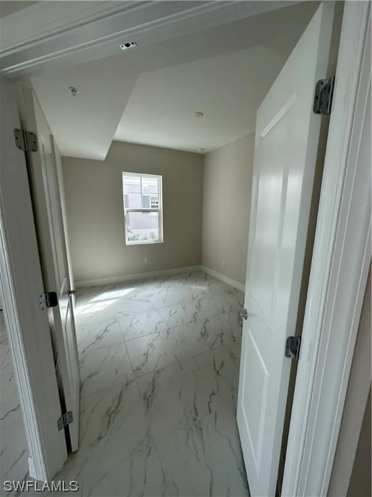 257 Indies Drive E Naples FL 34114