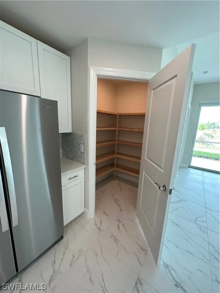257 Indies Drive E Naples FL 34114