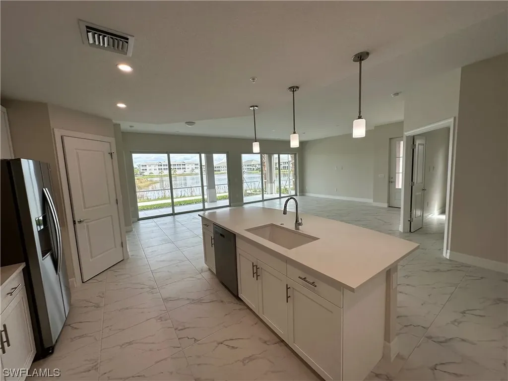 257 Indies Drive E Naples FL 34114