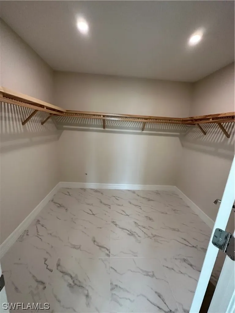 257 Indies Drive E Naples FL 34114