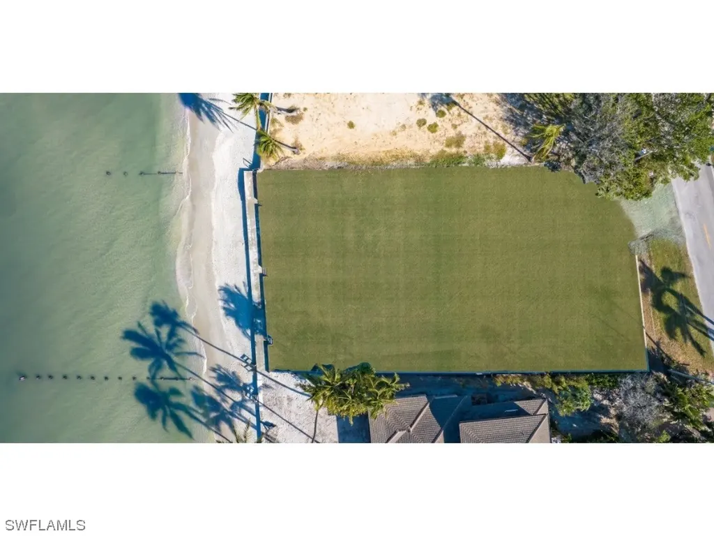3950 Gordon Drive Naples FL 34102