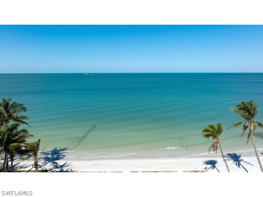 3950 Gordon Drive Naples FL 34102