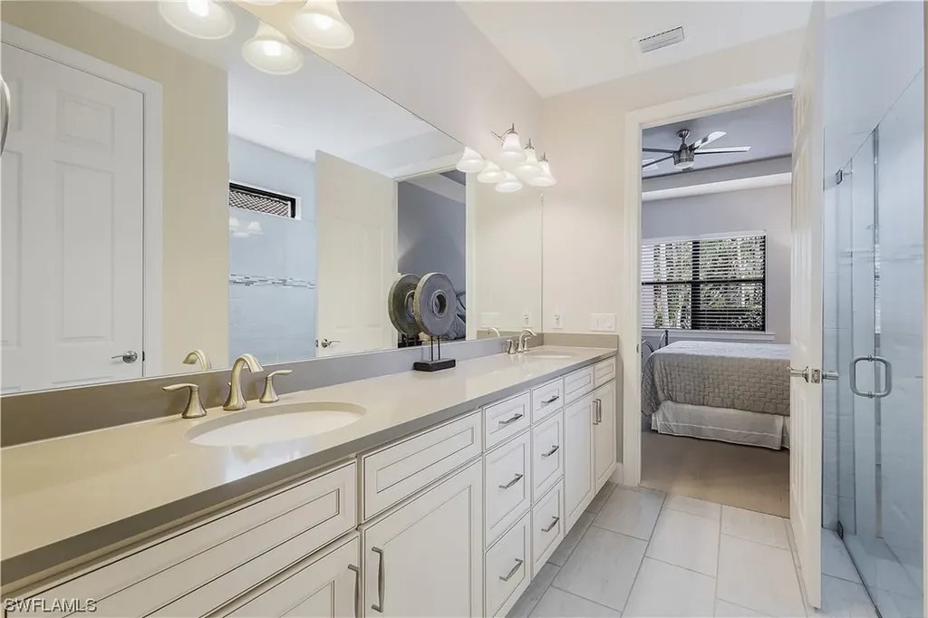 9430 Greyhawk Trail Naples FL 34120