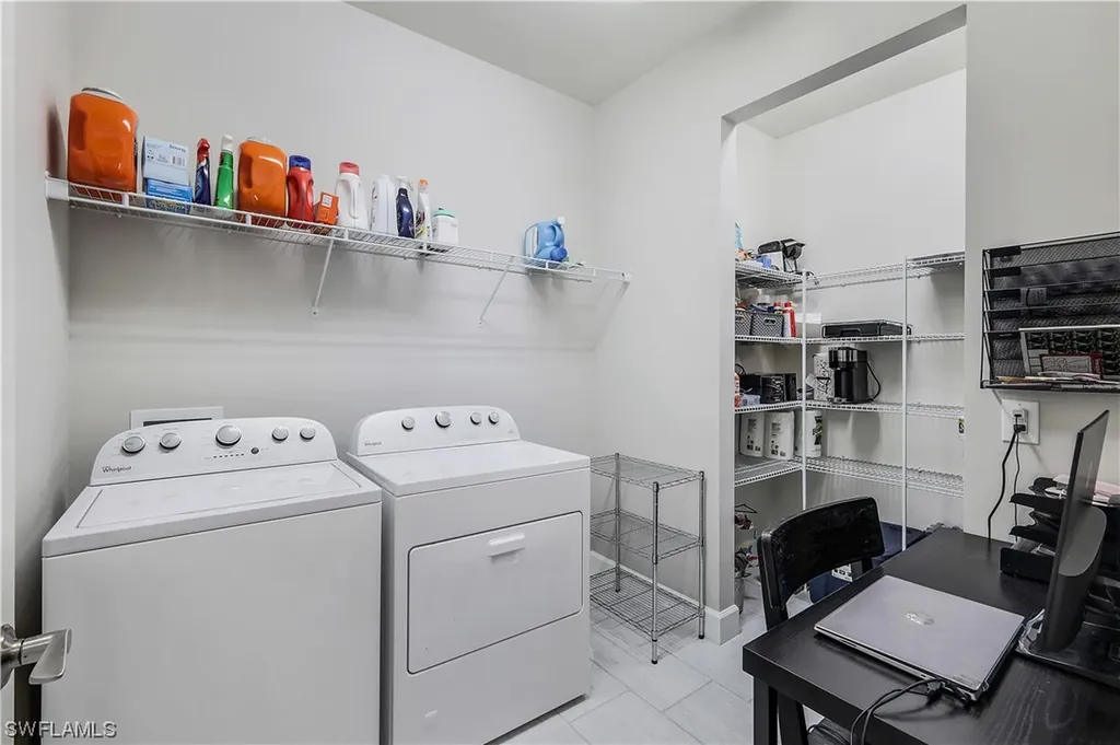 9430 Greyhawk Trail Naples FL 34120