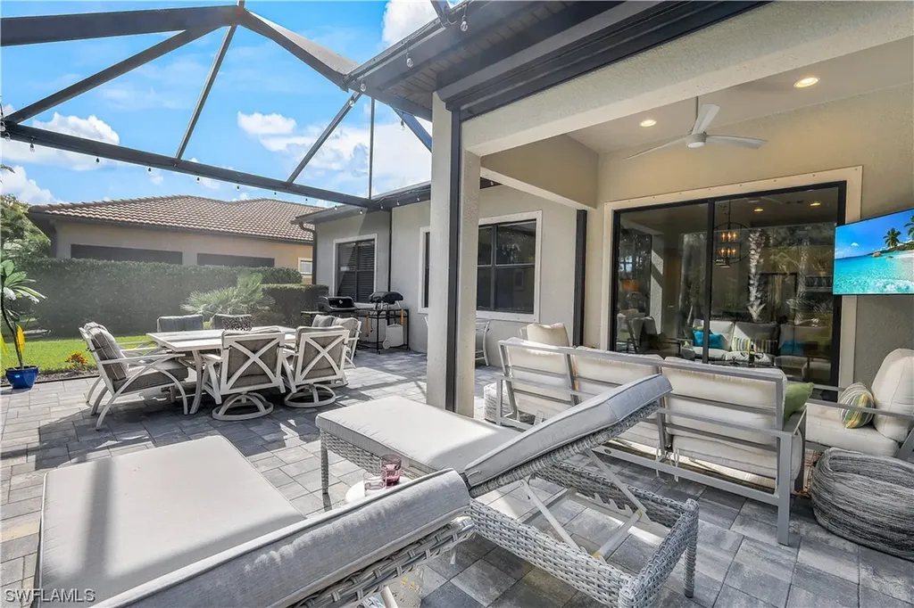 9430 Greyhawk Trail Naples FL 34120