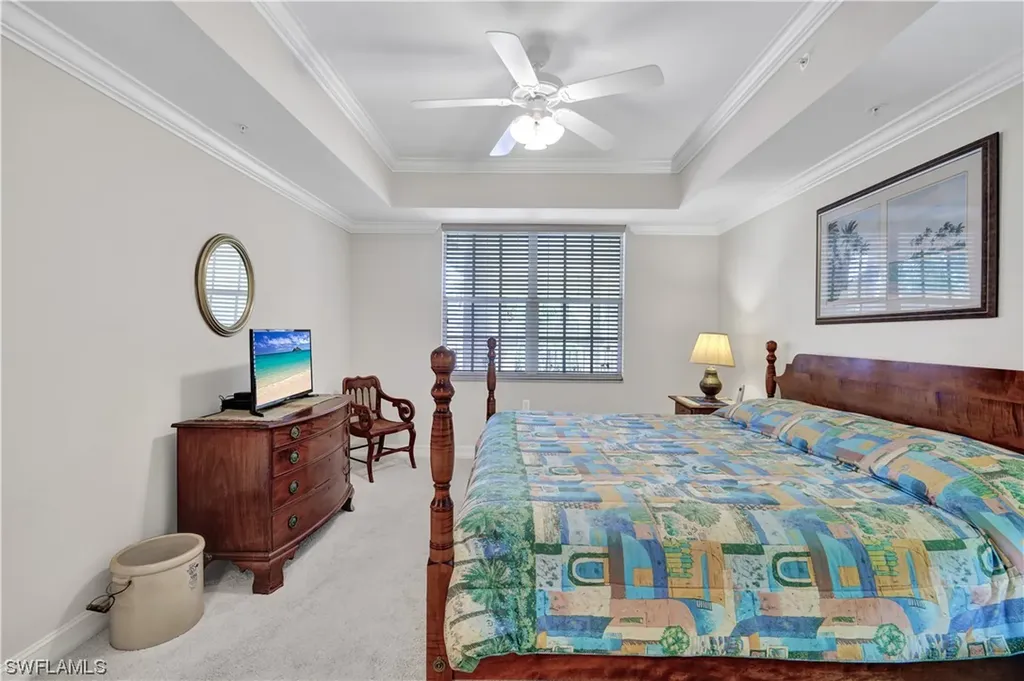 1886 Tarpon Bay Drive S Naples FL 34119