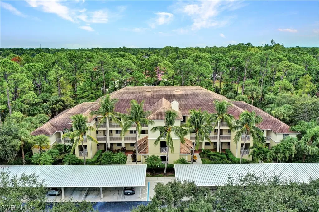 1886 Tarpon Bay Drive S Naples FL 34119