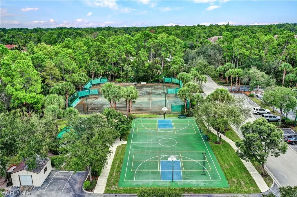 1886 Tarpon Bay Drive S Naples FL 34119