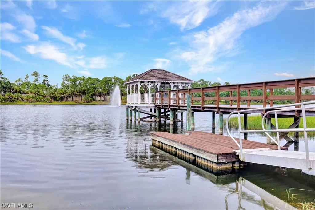 1886 Tarpon Bay Drive S Naples FL 34119