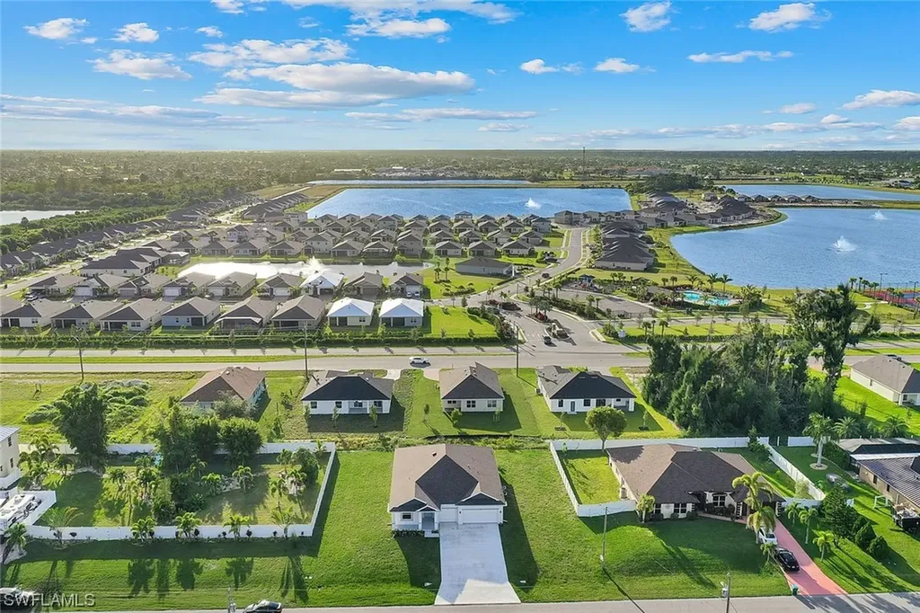 428 NW 7th Place Cape Coral FL 33993