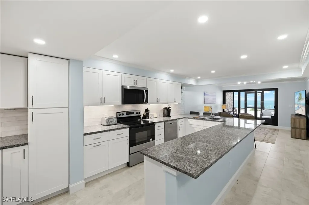 2445 W Gulf Drive Sanibel FL 33957