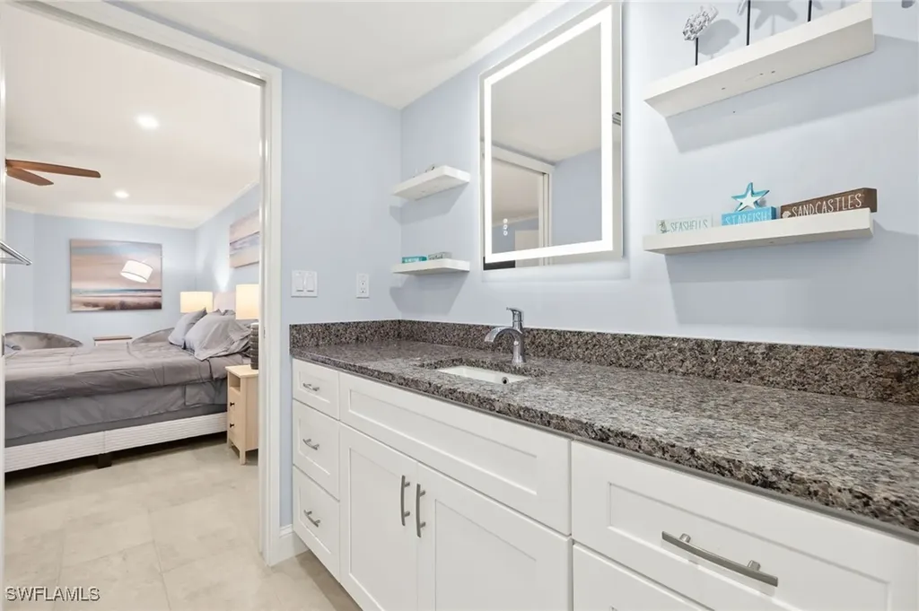 2445 W Gulf Drive Sanibel FL 33957