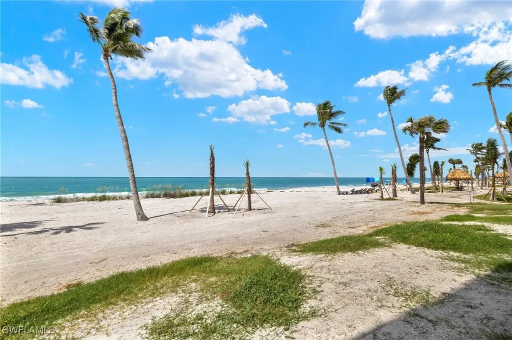2445 W Gulf Drive Sanibel FL 33957