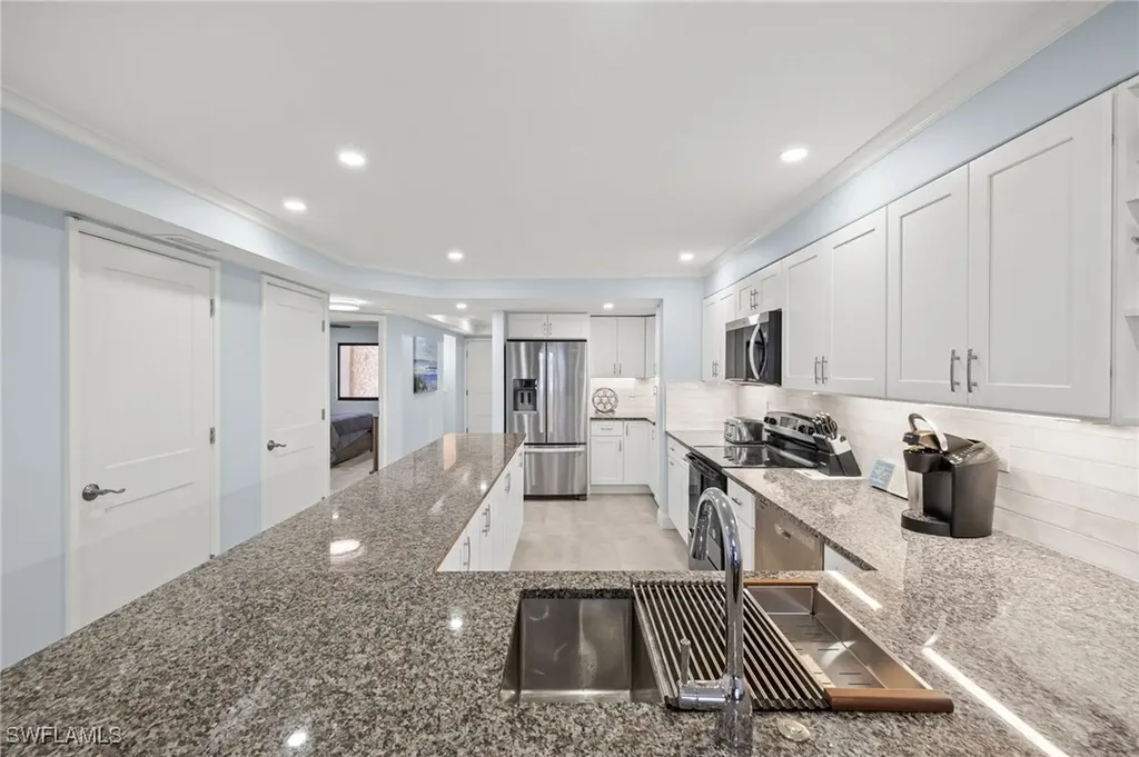 2445 W Gulf Drive Sanibel FL 33957