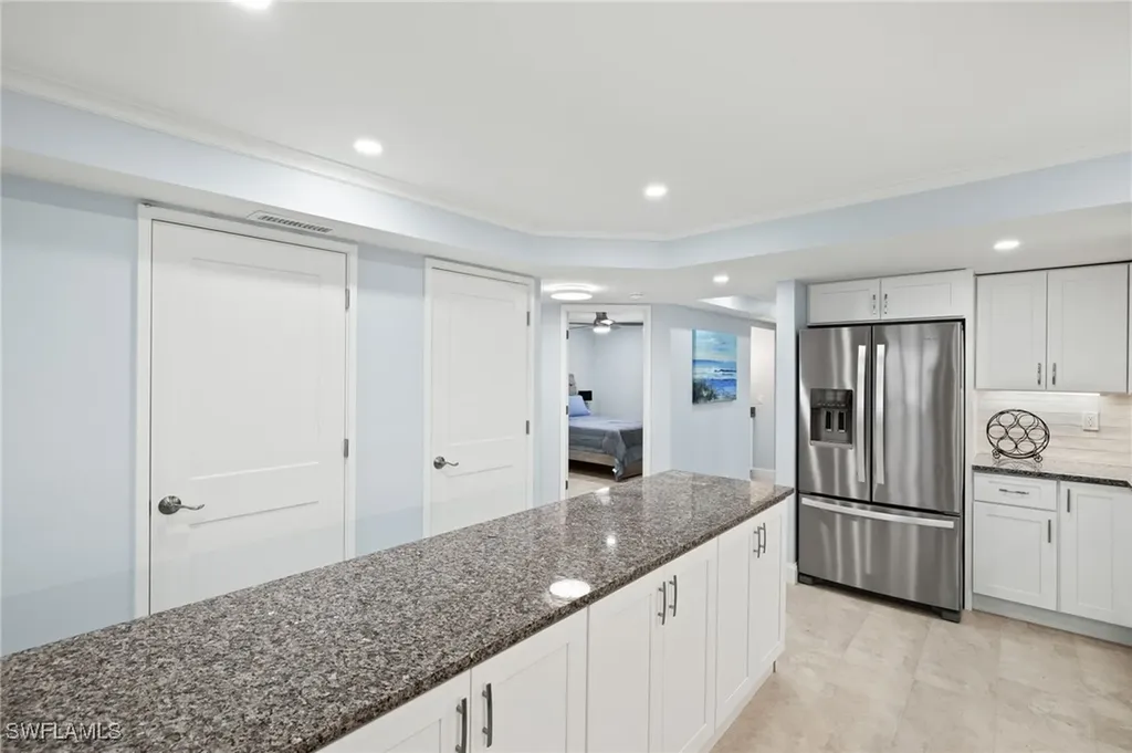 2445 W Gulf Drive Sanibel FL 33957