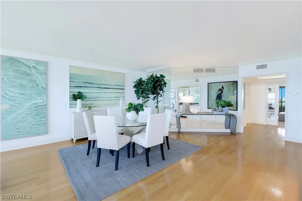 8473 Bay Colony Drive Naples FL 34108