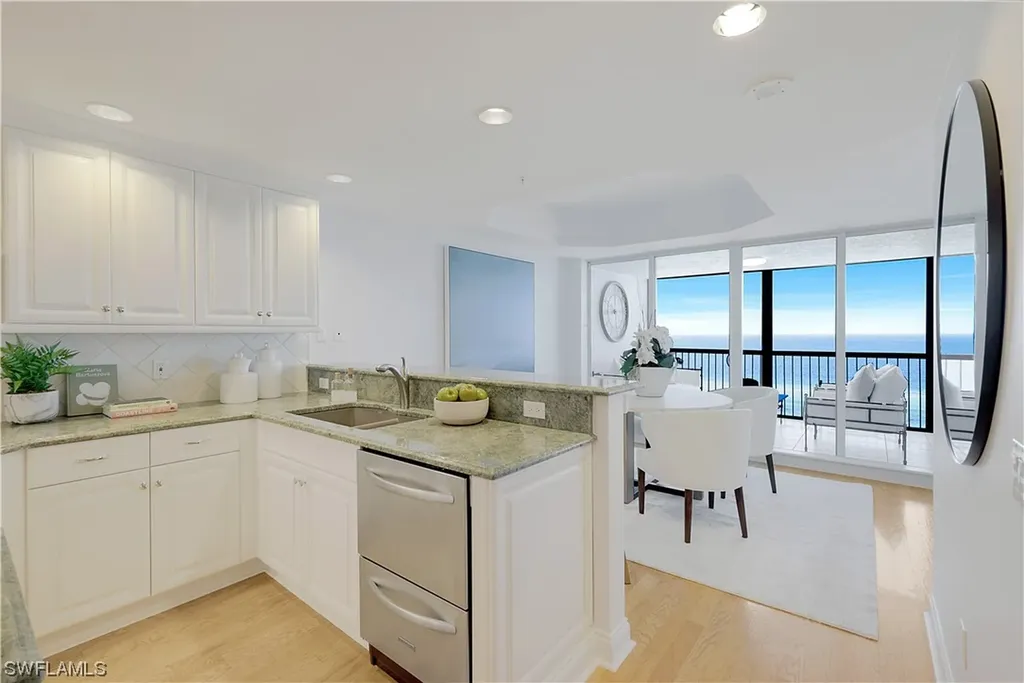 8473 Bay Colony Drive Naples FL 34108