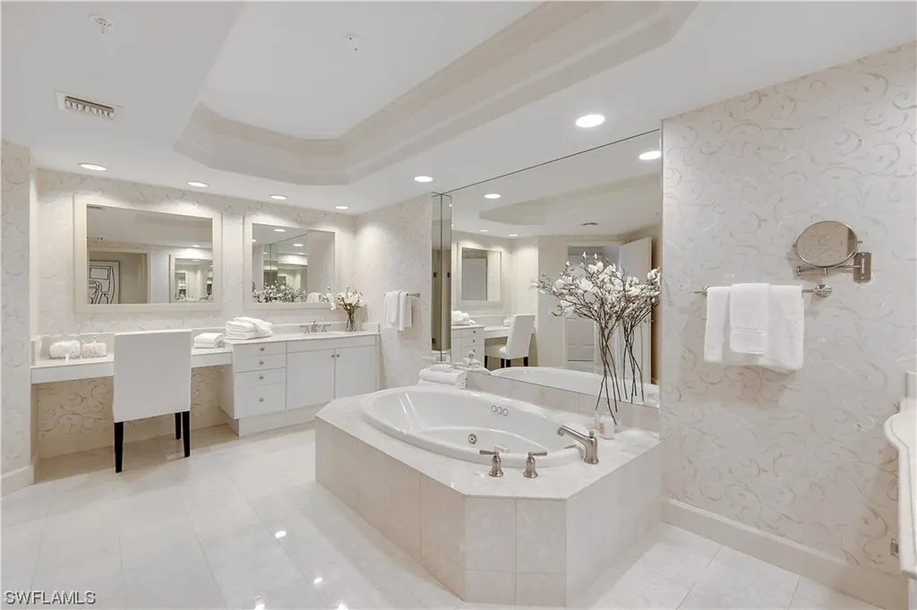8473 Bay Colony Drive Naples FL 34108