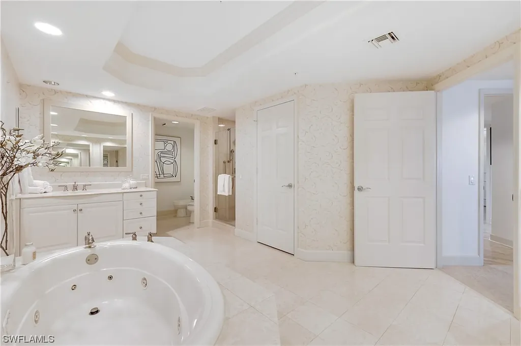 8473 Bay Colony Drive Naples FL 34108
