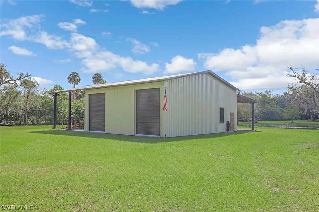 18850 S River Road Alva FL 33920