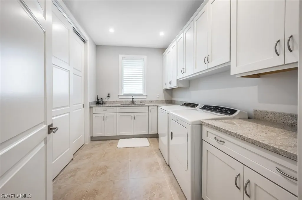 1655 Vinland Way Naples FL 34105
