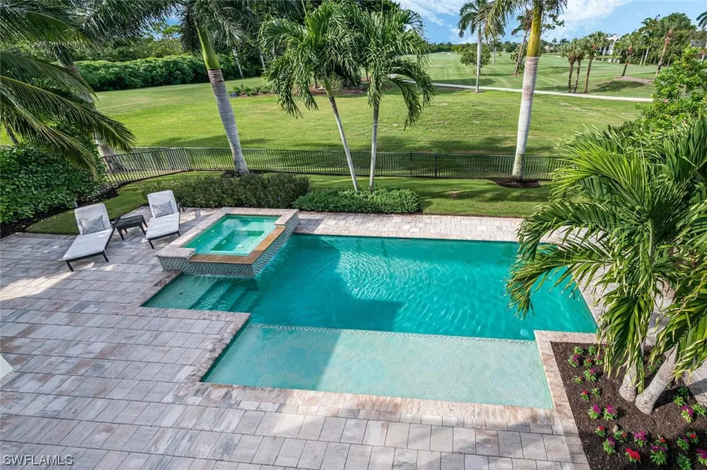 1655 Vinland Way Naples FL 34105