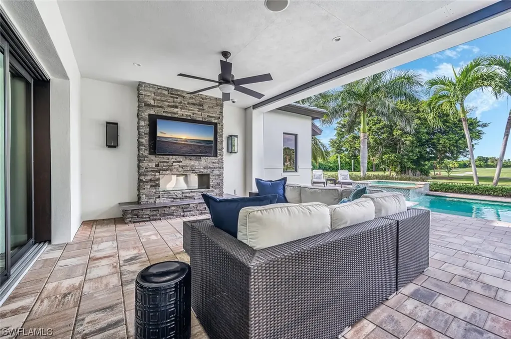 1655 Vinland Way Naples FL 34105