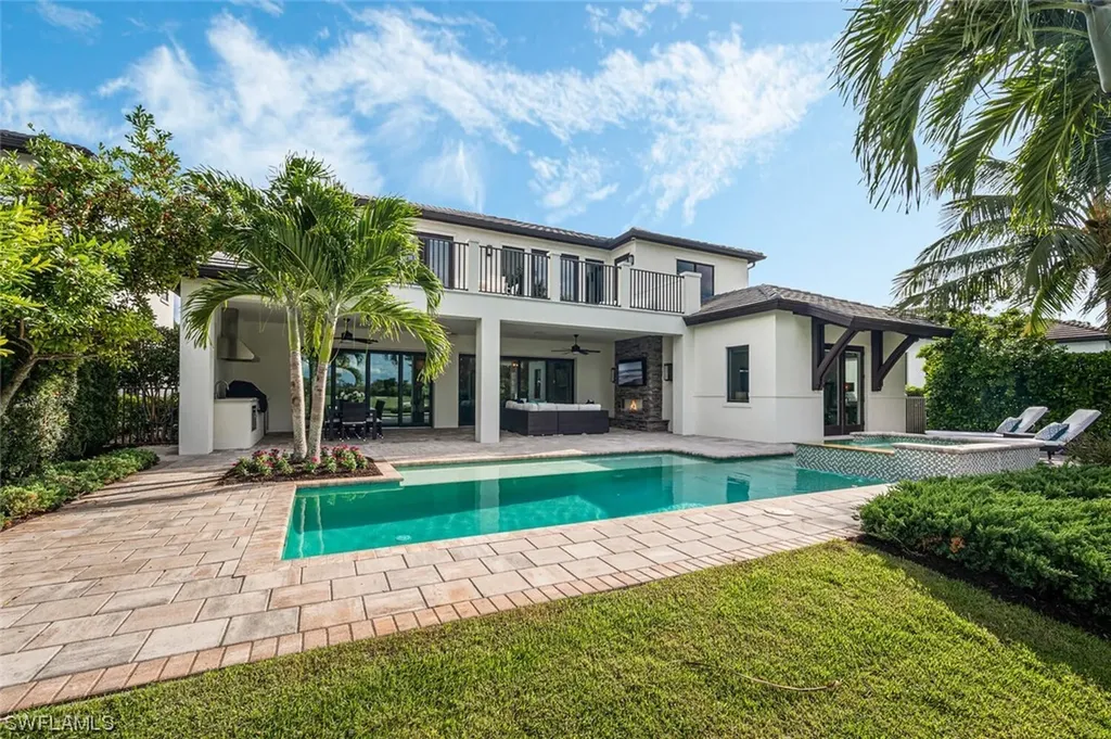 1655 Vinland Way Naples FL 34105