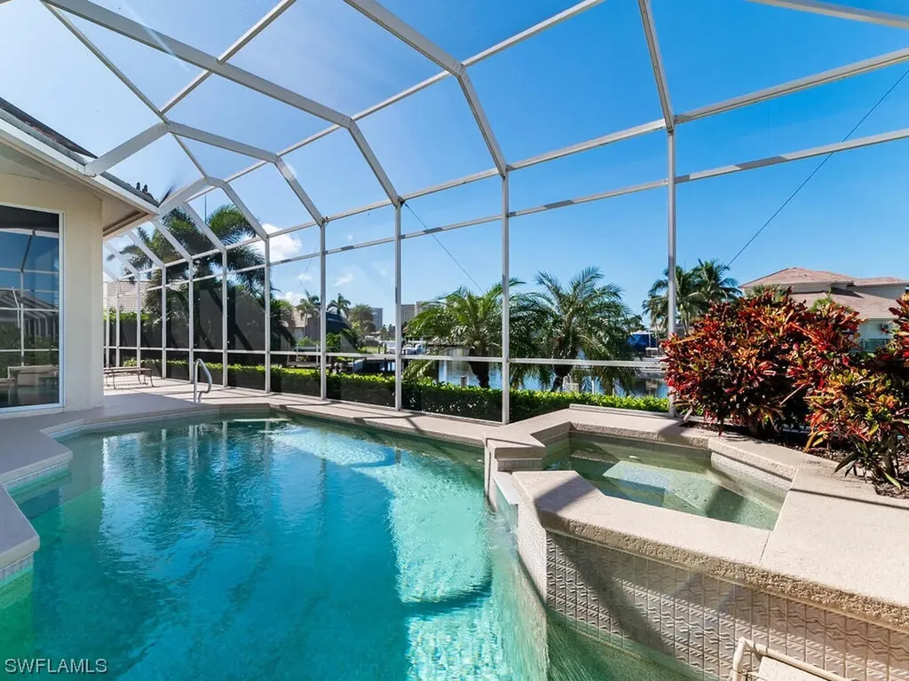 560 Kendall Drive Marco Island FL 34145-2481