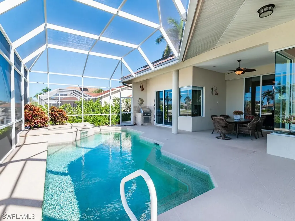 560 Kendall Drive Marco Island FL 34145-2481