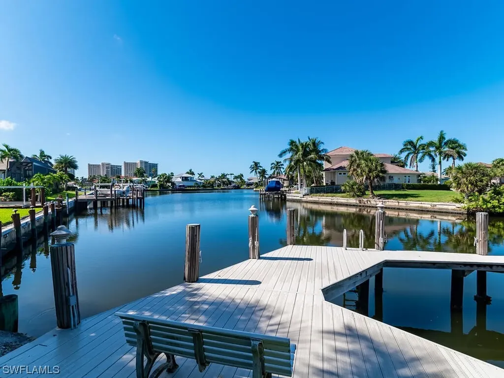 560 Kendall Drive Marco Island FL 34145-2481