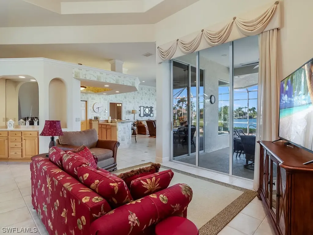 560 Kendall Drive Marco Island FL 34145-2481